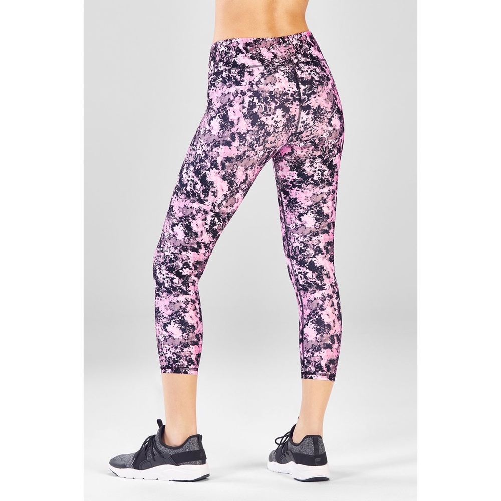 Define Mid-Rise Capri XXS